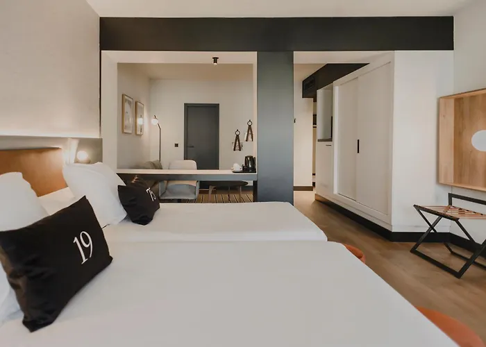 ديمار فالنسيا