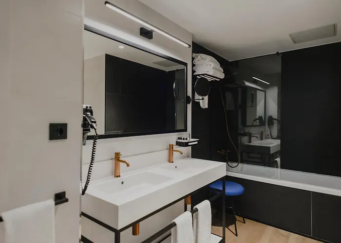 ديمار 4* فالنسيا