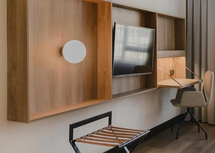 ديمار فندق فالنسيا