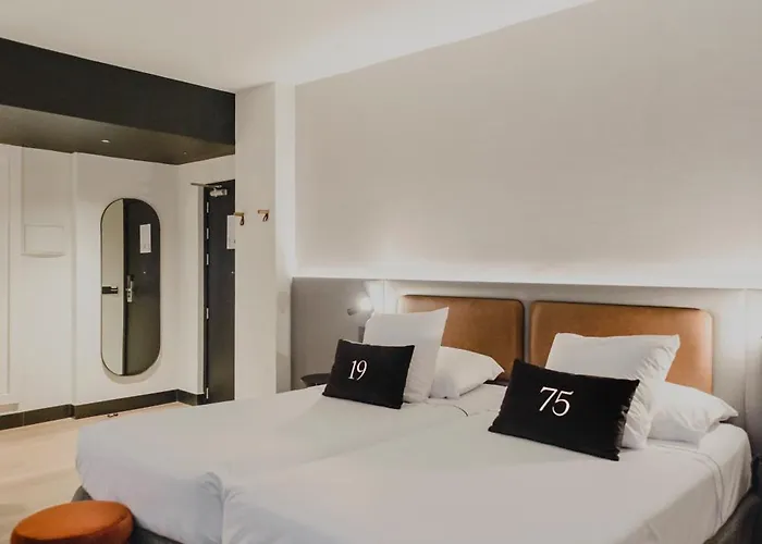 ديمار فندق 4*